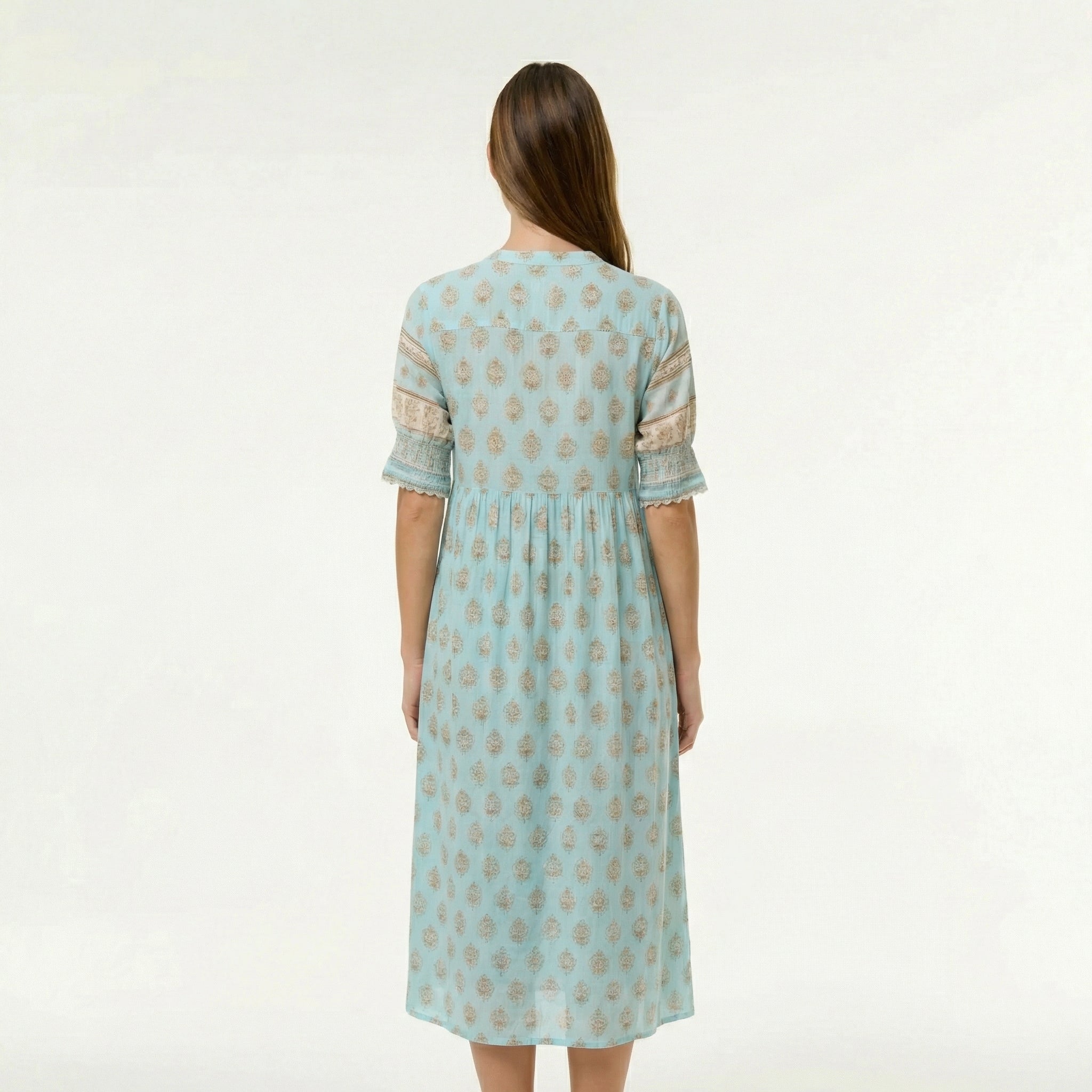 Boho sukienka midi – rękawy 3/4, warstwowy dół, kieszenie