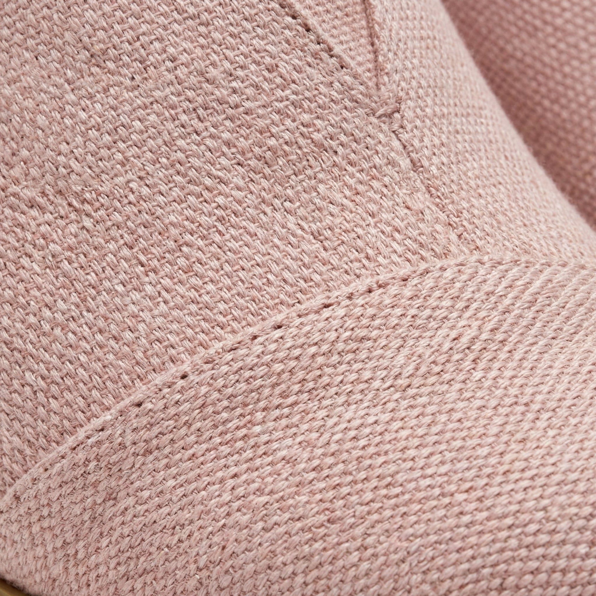 Czółenka na koturnie z zakrytym noskiem – obcas 7,5 cm, boczny zamek, obcas obszyty skórą